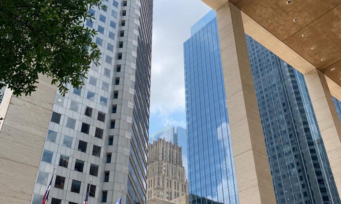 Rio Bravo Investments